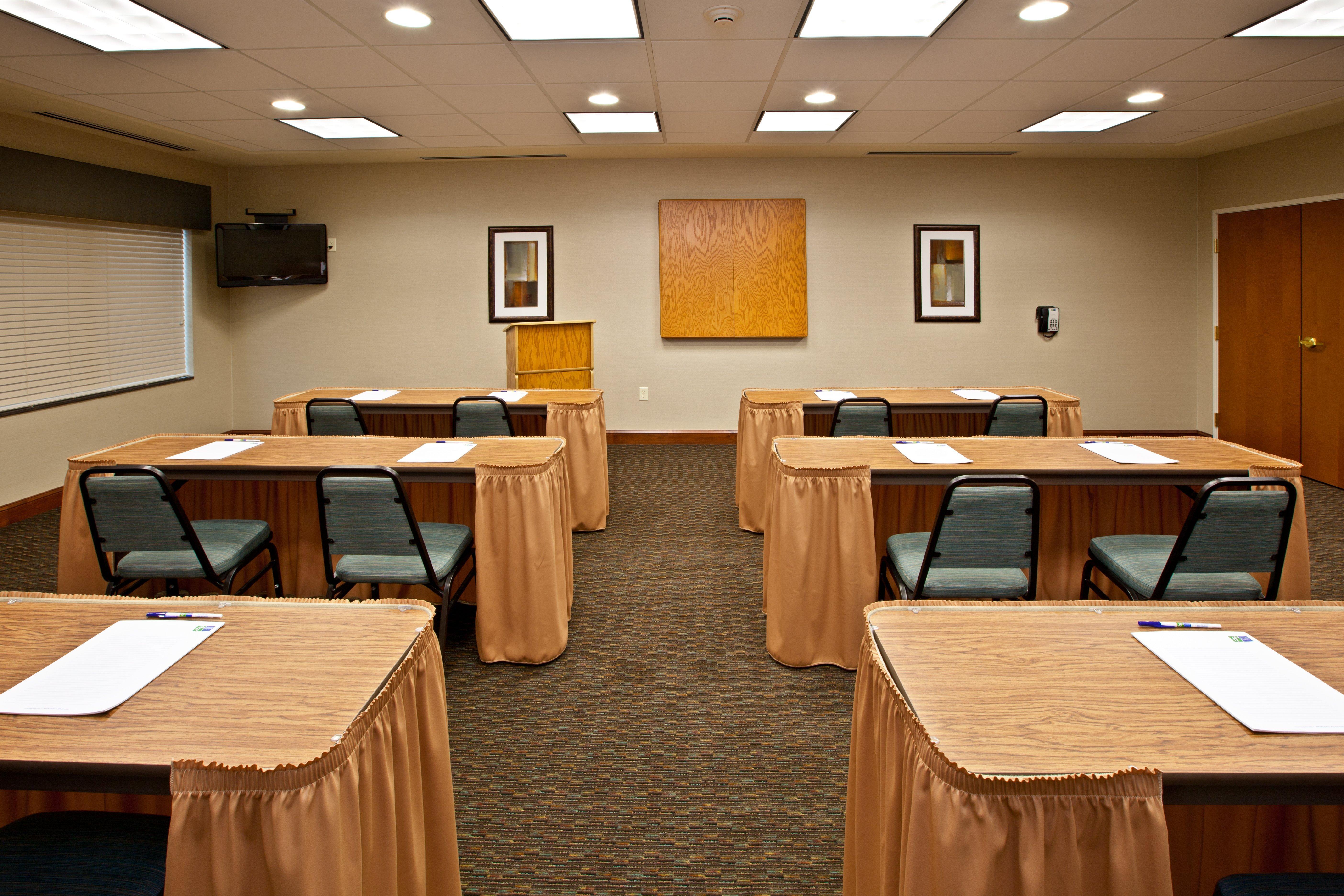 Holiday Inn Express & Suites Ripley By Ihg Faciliteiten foto