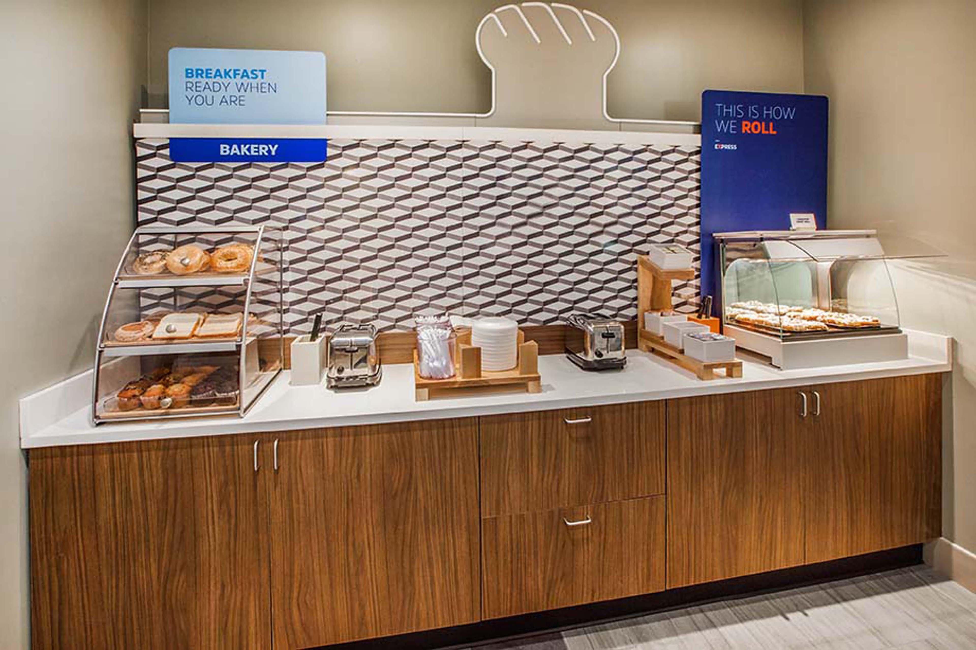 Holiday Inn Express & Suites Ripley By Ihg Buitenkant foto