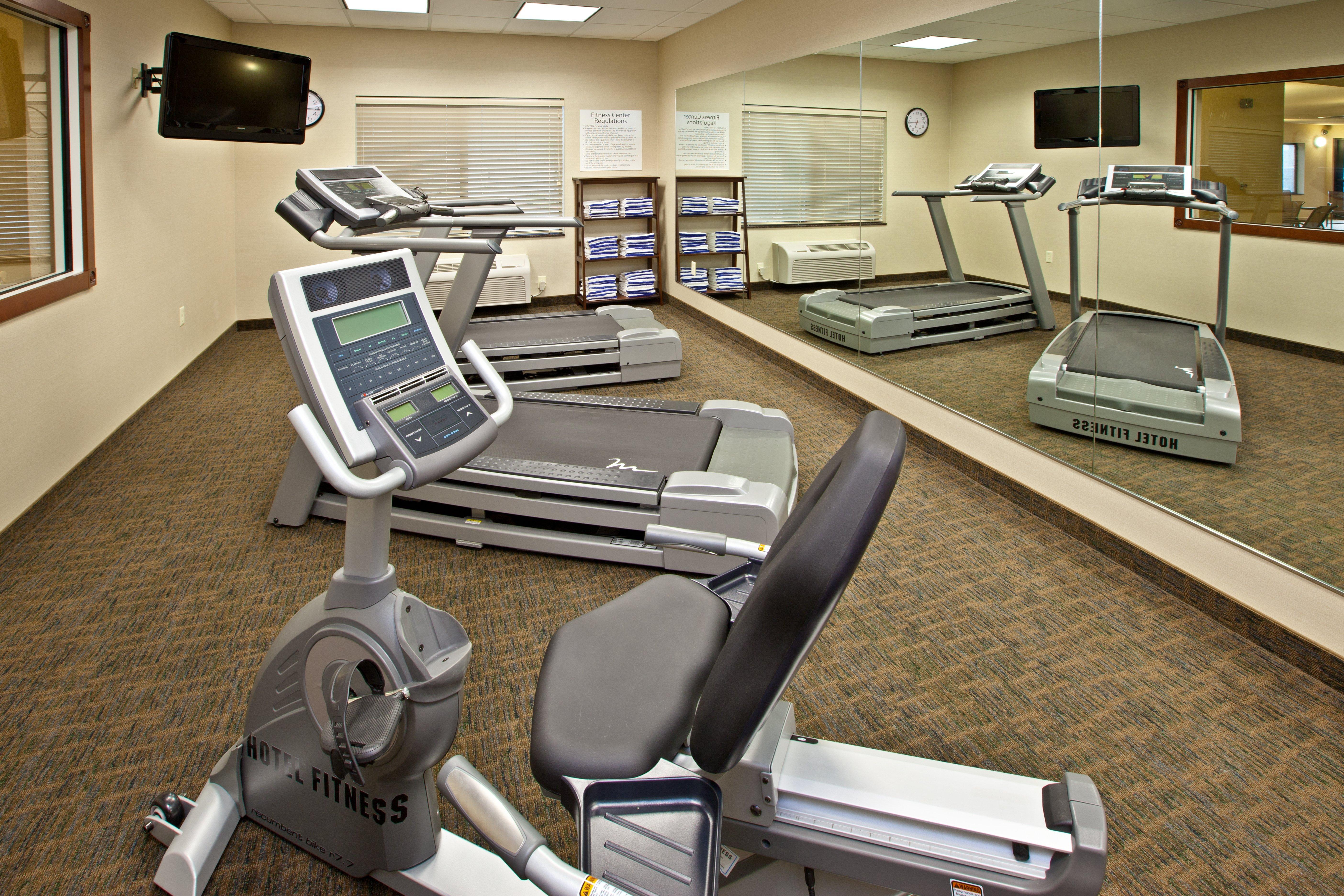 Holiday Inn Express & Suites Ripley By Ihg Buitenkant foto