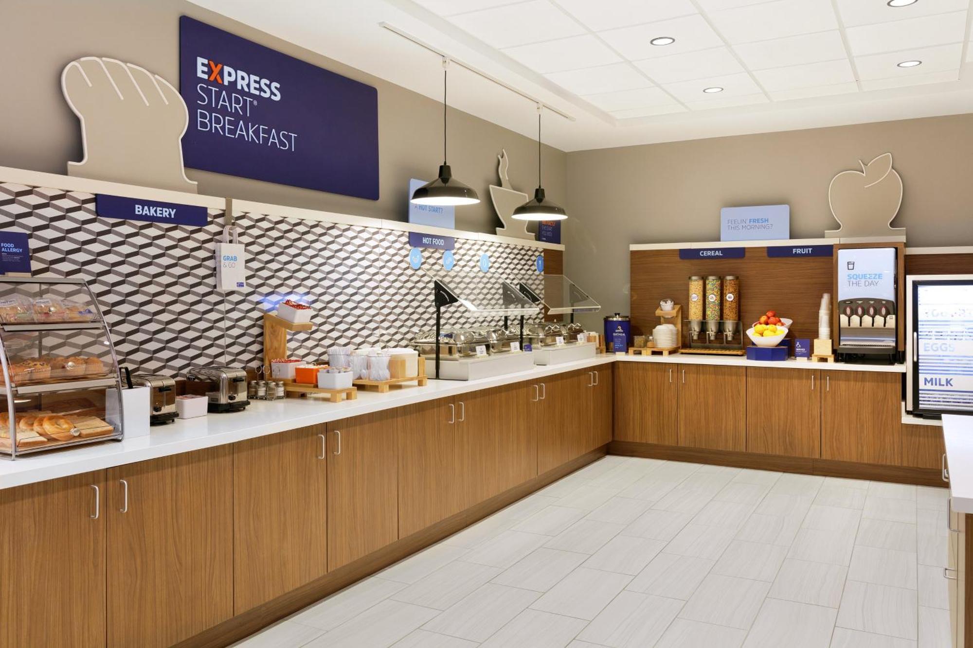 Holiday Inn Express & Suites Ripley By Ihg Buitenkant foto