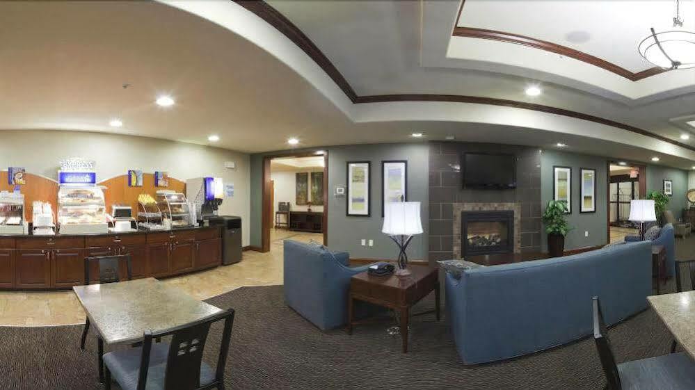 Holiday Inn Express & Suites Ripley By Ihg Buitenkant foto